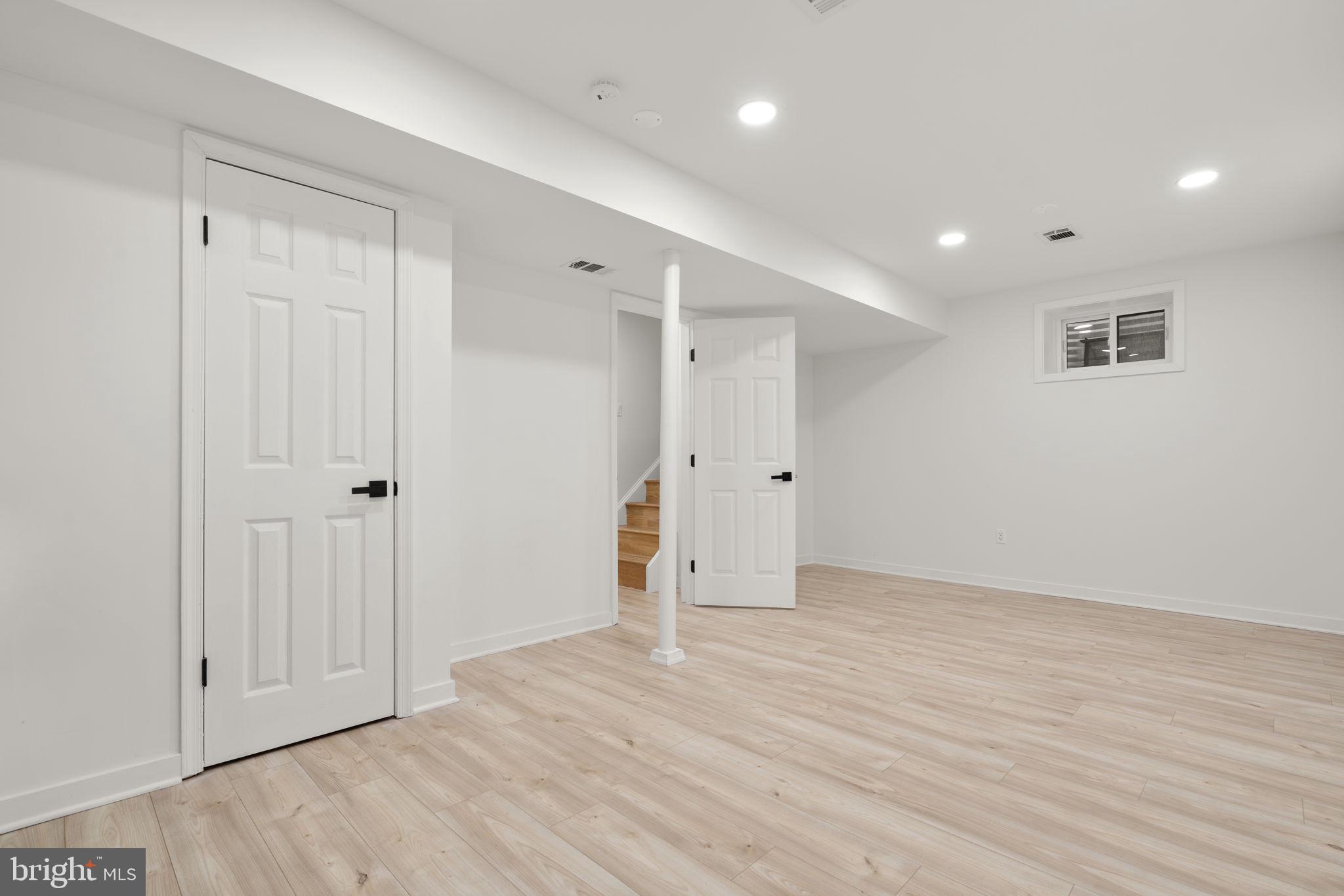 2339 N POWHATAN STREET