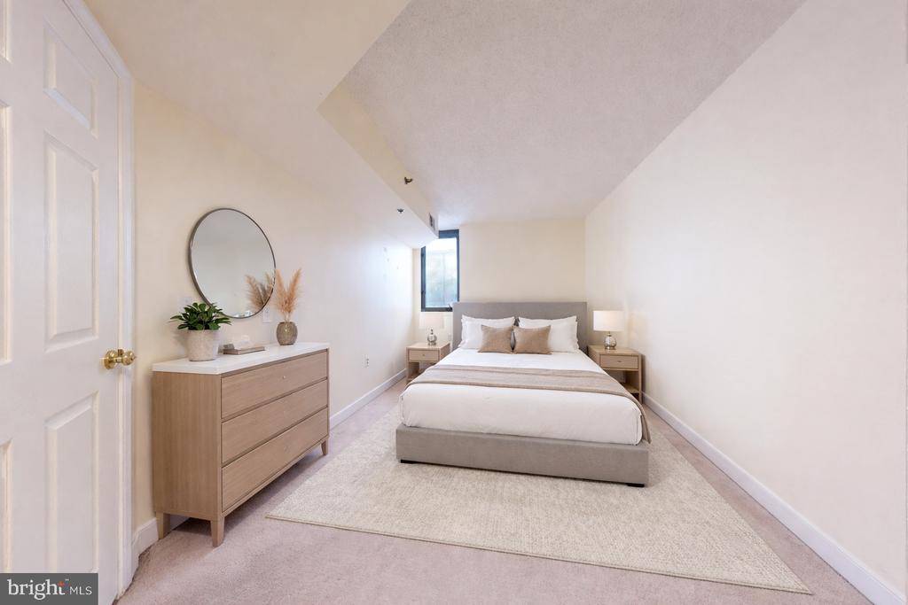 1045 N UTAH STREET 308