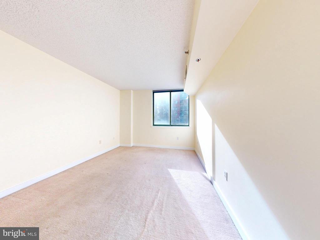 1045 N UTAH STREET 308