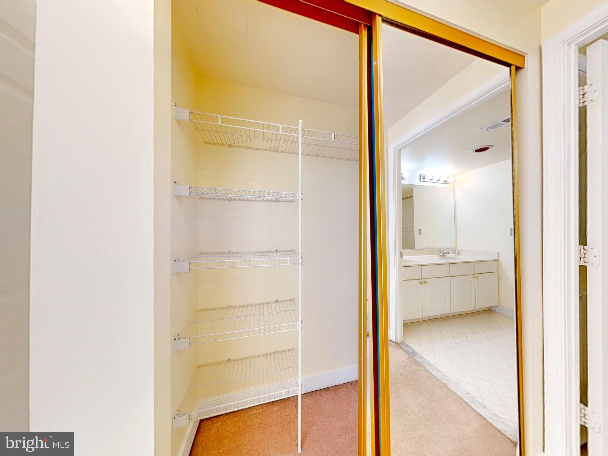 1045 N UTAH STREET 308