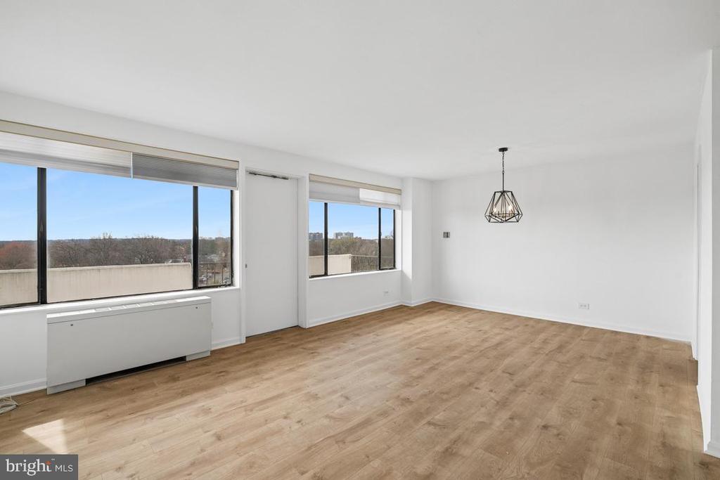 4501 ARLINGTON BOULEVARD 729