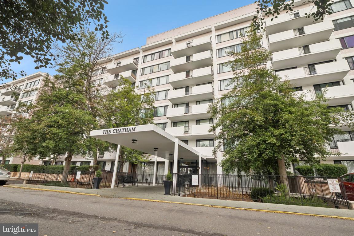 4501 ARLINGTON BOULEVARD 729