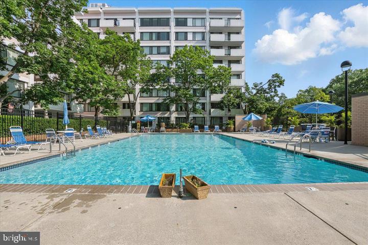 4501 ARLINGTON BOULEVARD 729