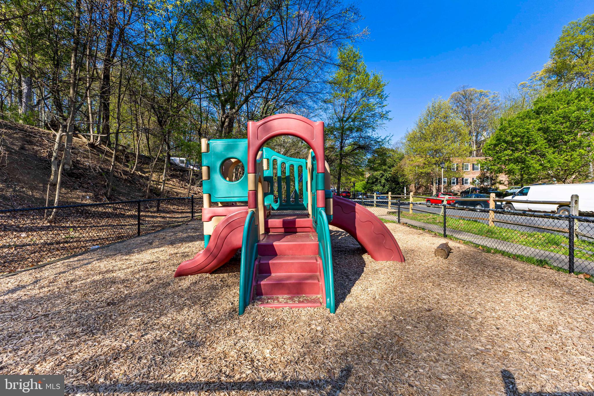 5003 10TH STREET S 5