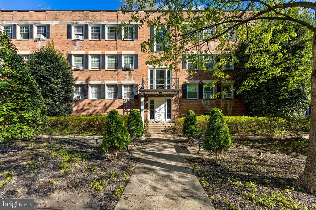 5003 10TH STREET S 5
