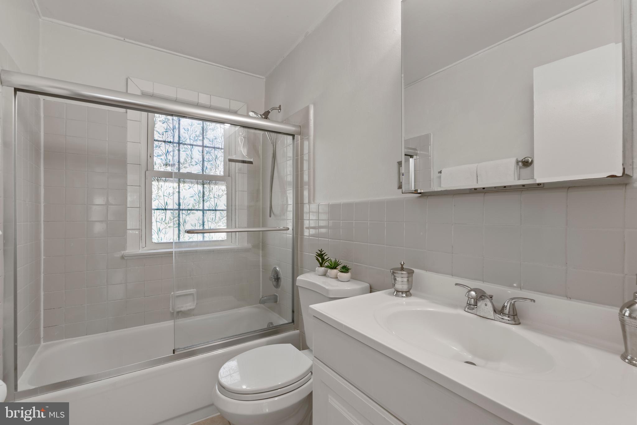 5003 10TH STREET S 5