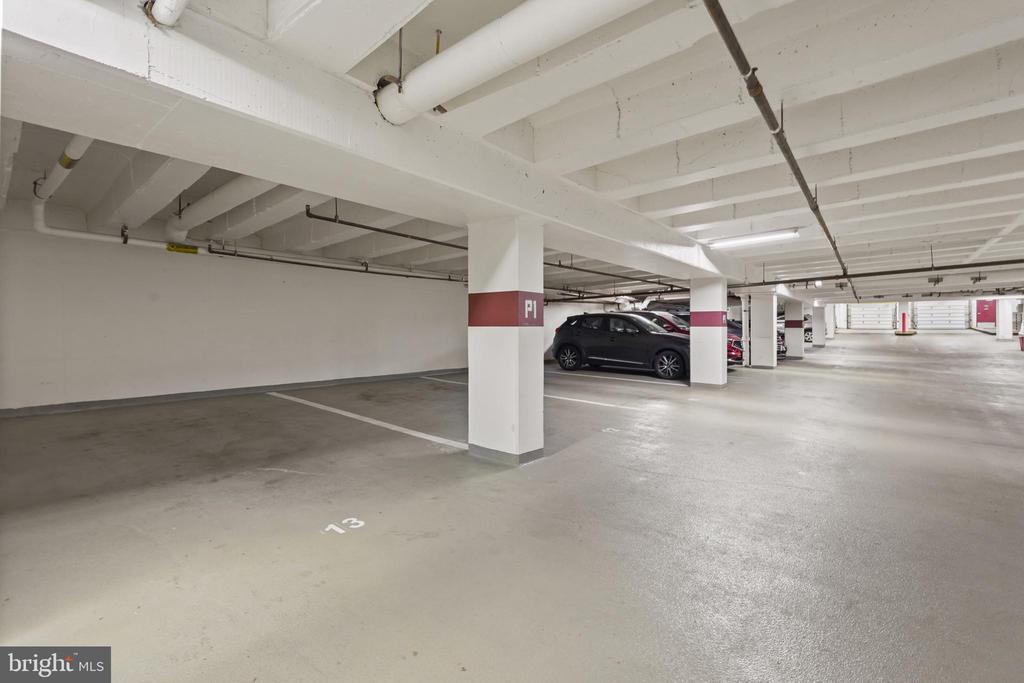 2400 CLARENDON BOULEVARD 103
