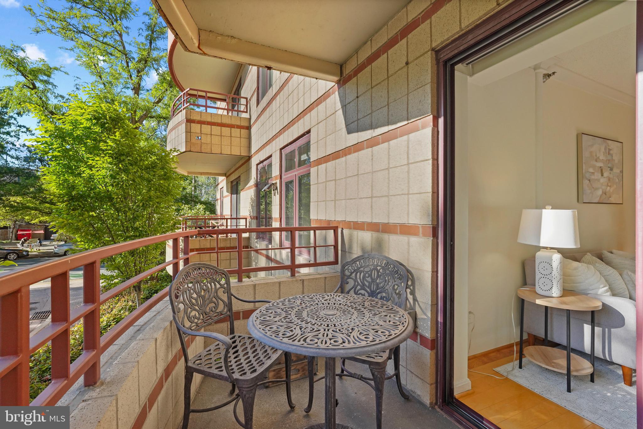 2400 CLARENDON BOULEVARD 103