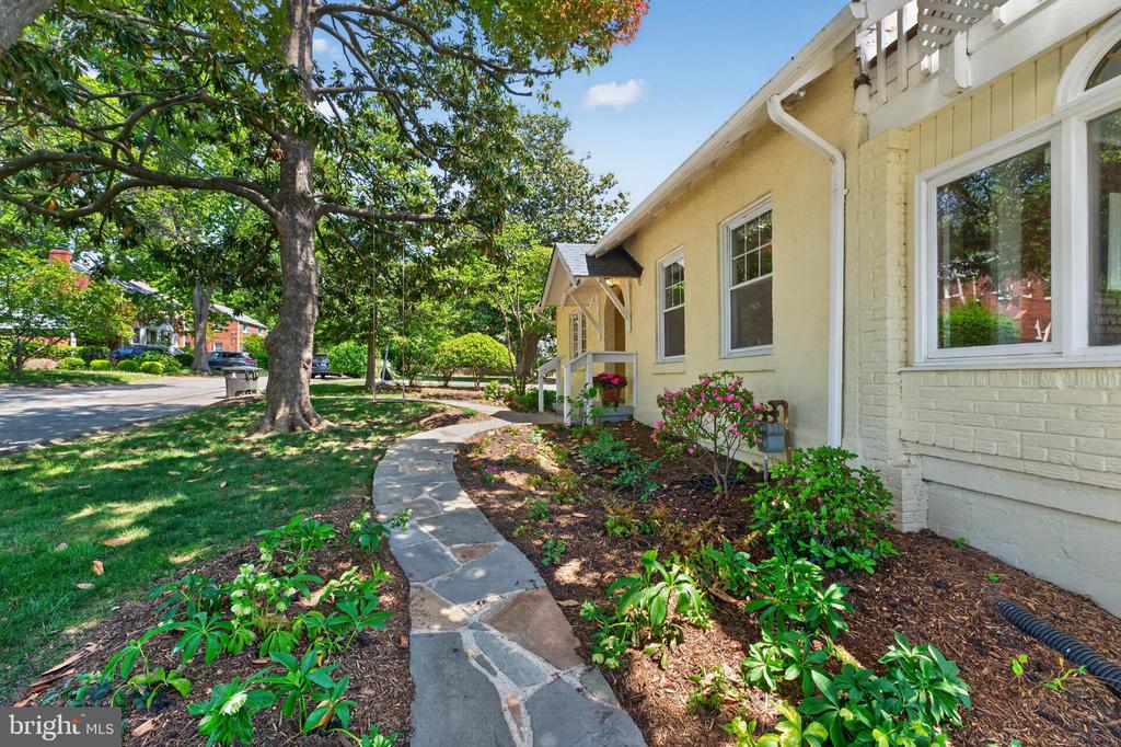 5430 22ND ROAD N