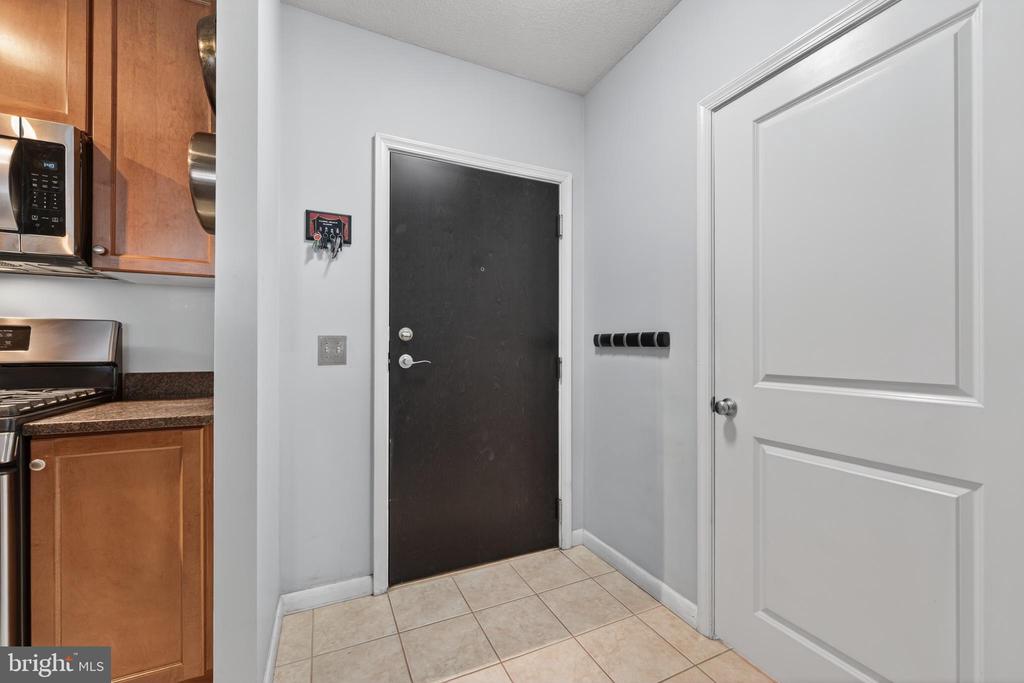 851 N GLEBE ROAD 1301