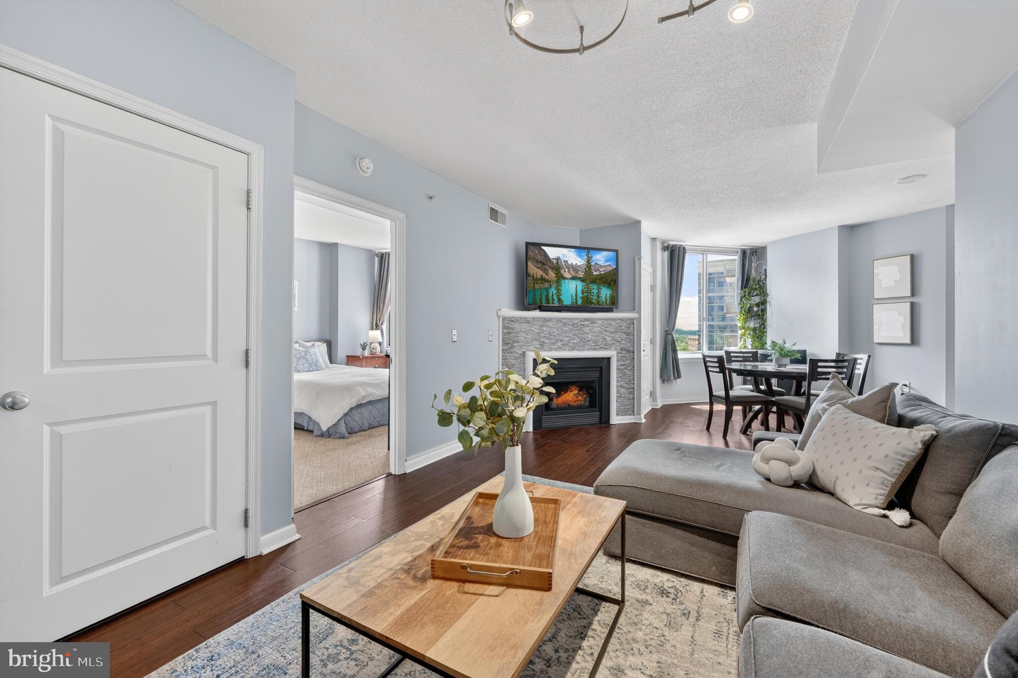 851 N GLEBE ROAD 1301