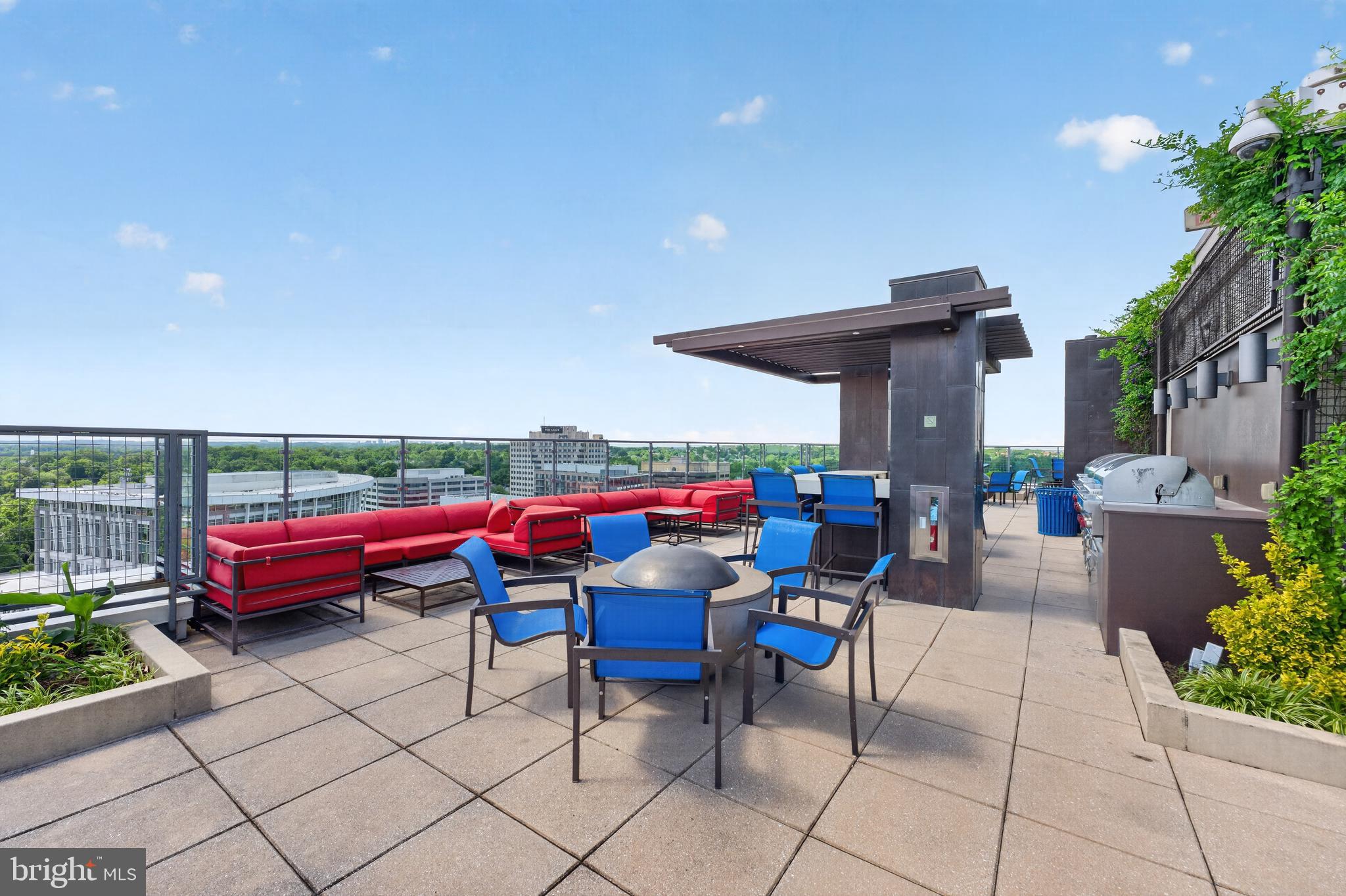 851 N GLEBE ROAD 1301