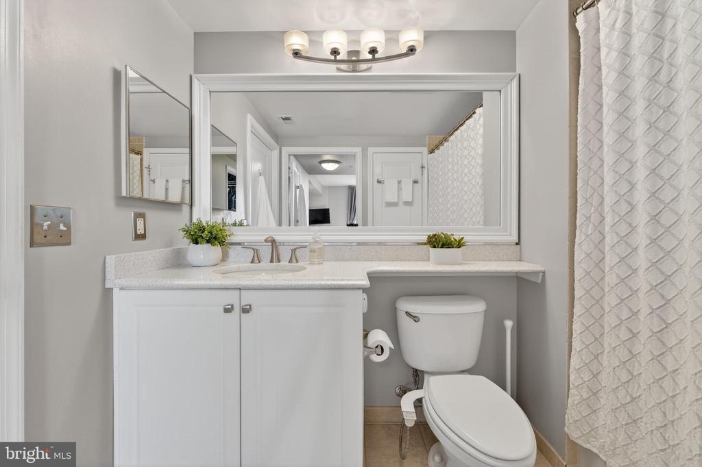 851 N GLEBE ROAD 1301