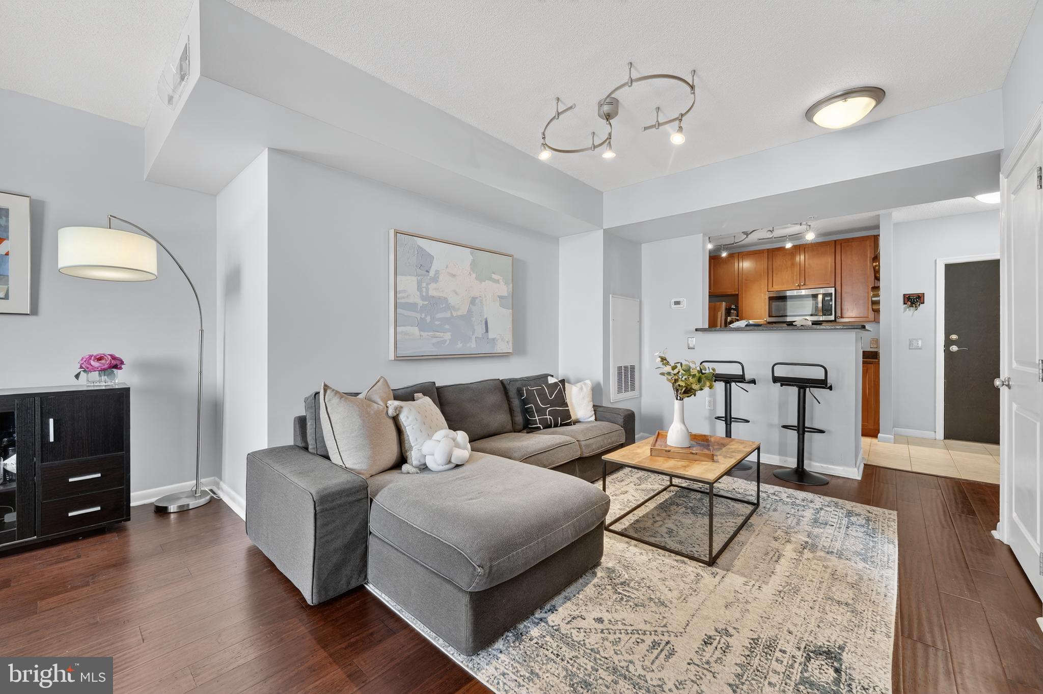 851 N GLEBE ROAD 1301