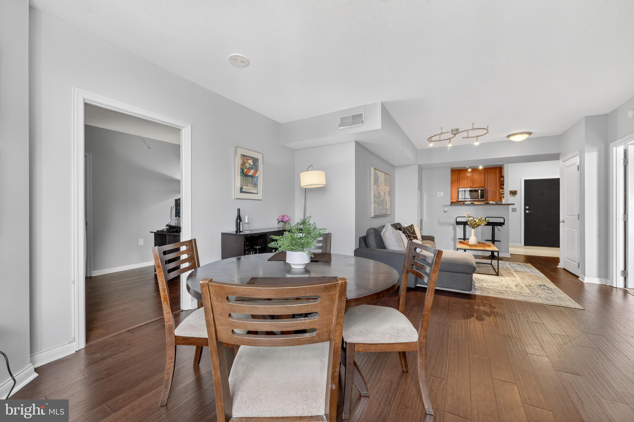 851 N GLEBE ROAD 1301