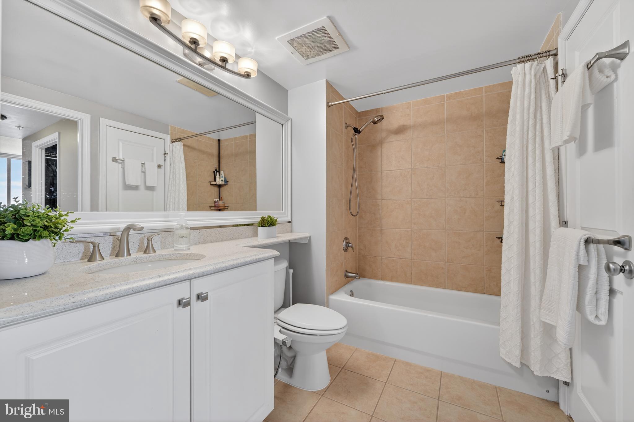 851 N GLEBE ROAD 1301