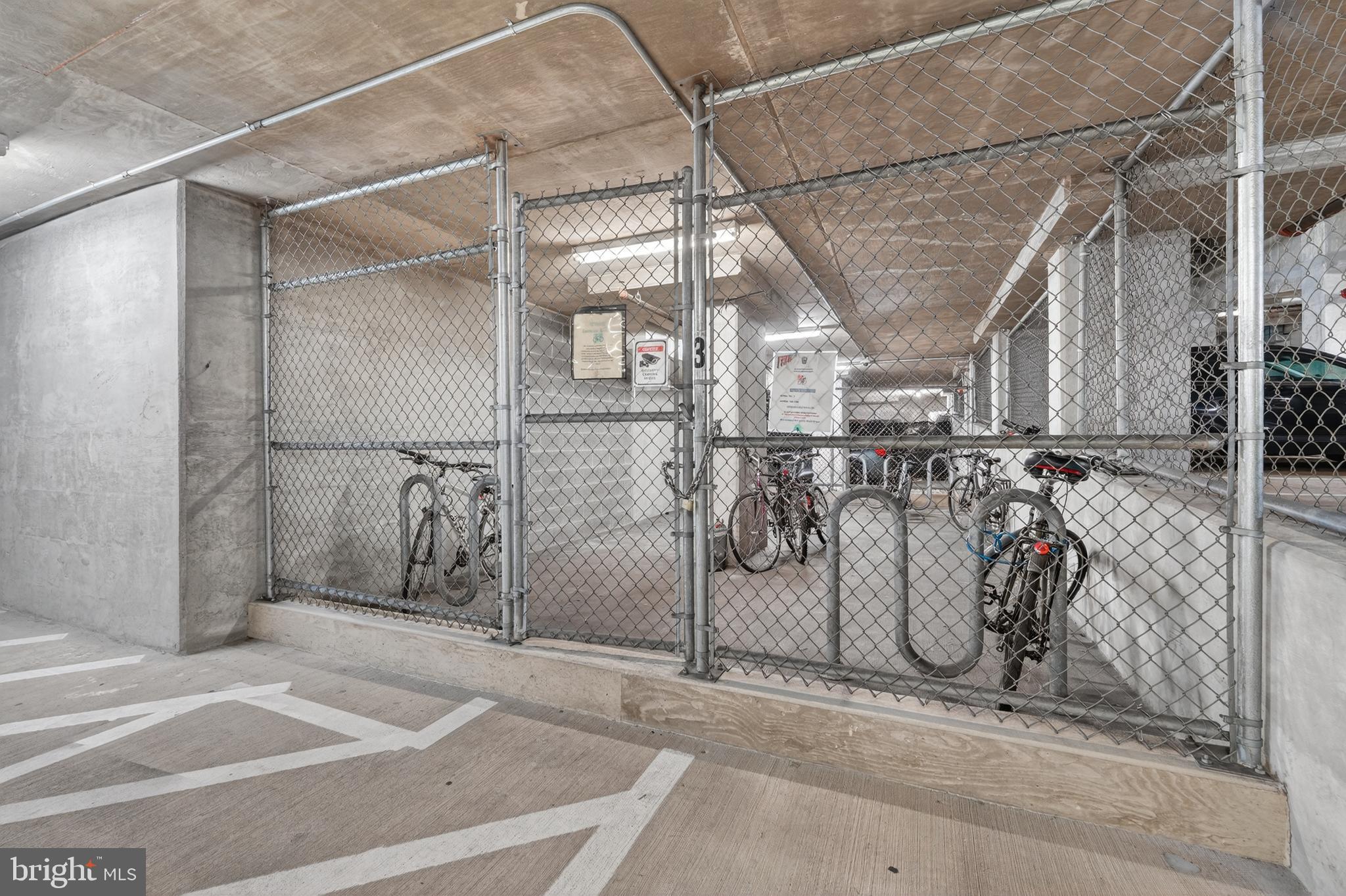 851 N GLEBE ROAD 1301