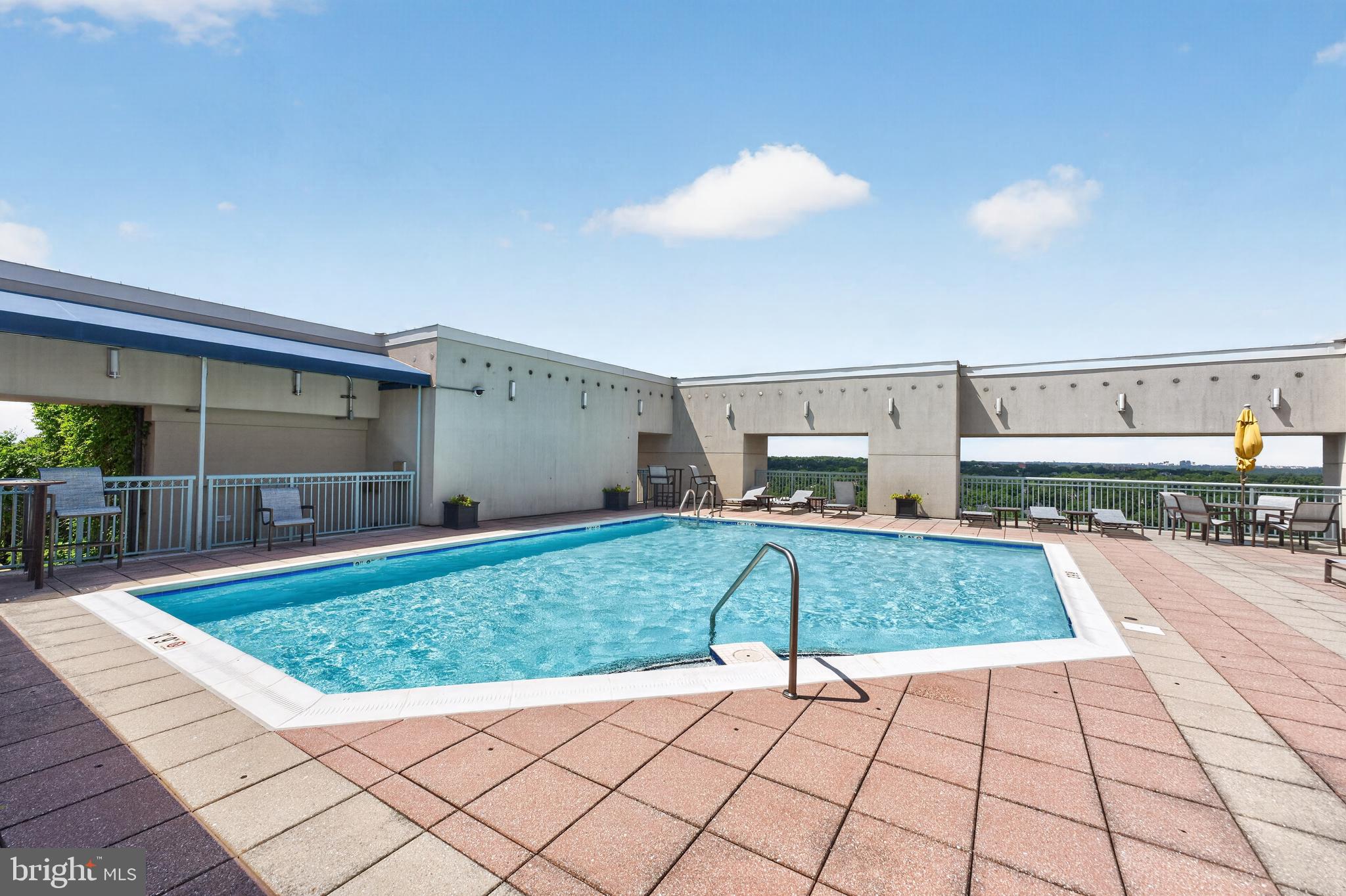 851 N GLEBE ROAD 1301