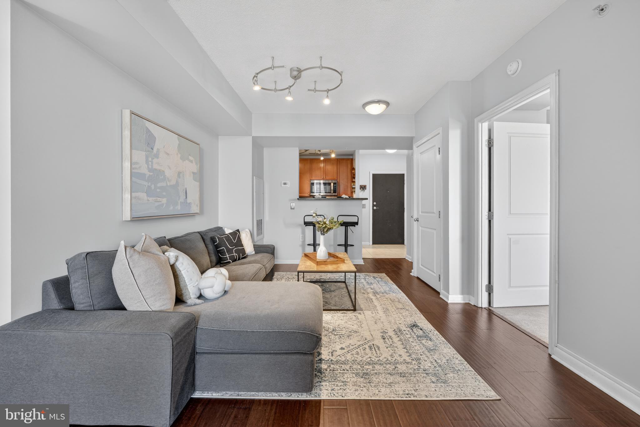 851 N GLEBE ROAD 1301