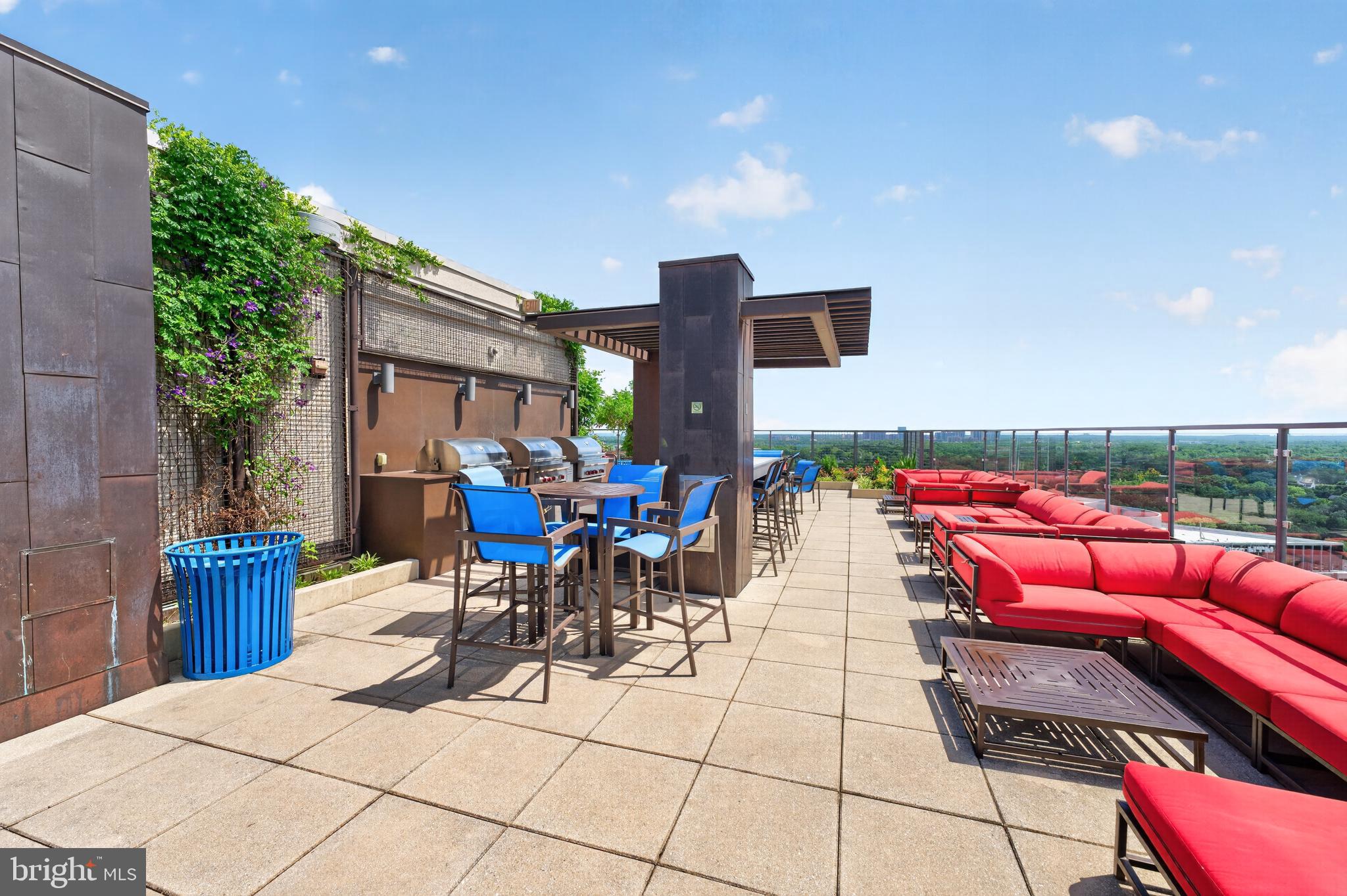 851 N GLEBE ROAD 1301