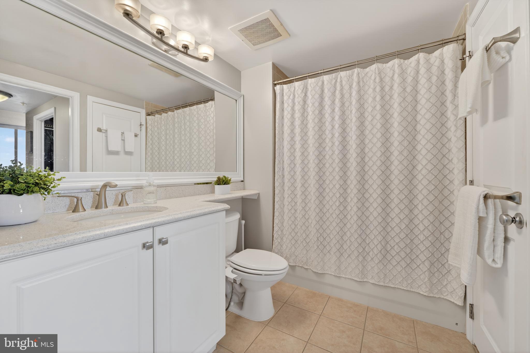 851 N GLEBE ROAD 1301