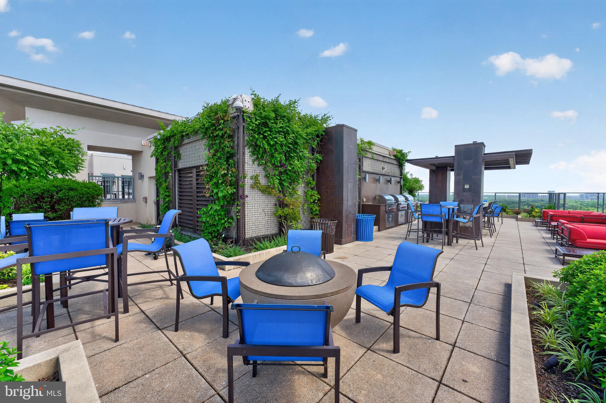 851 N GLEBE ROAD 1301