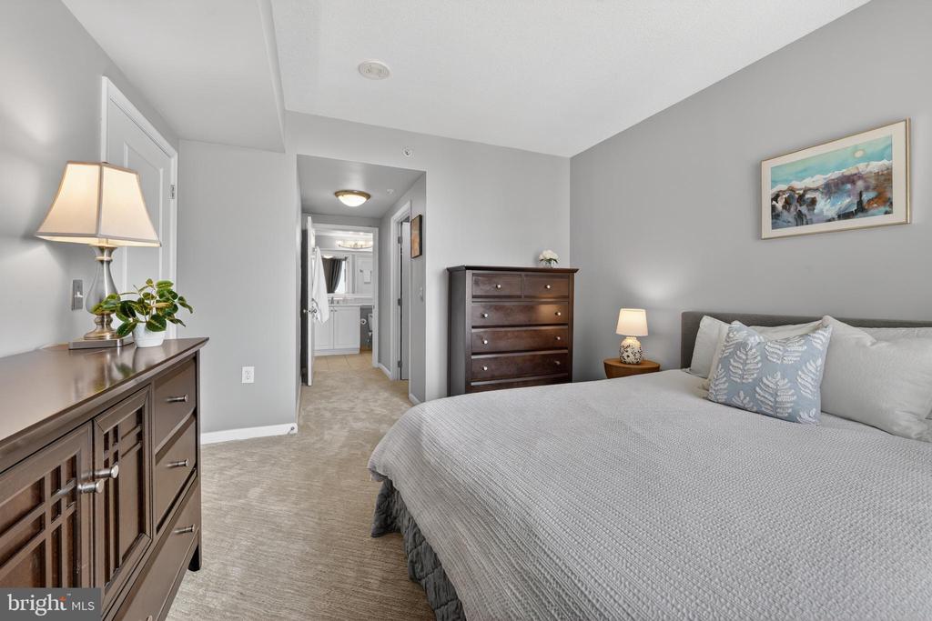 851 N GLEBE ROAD 1301