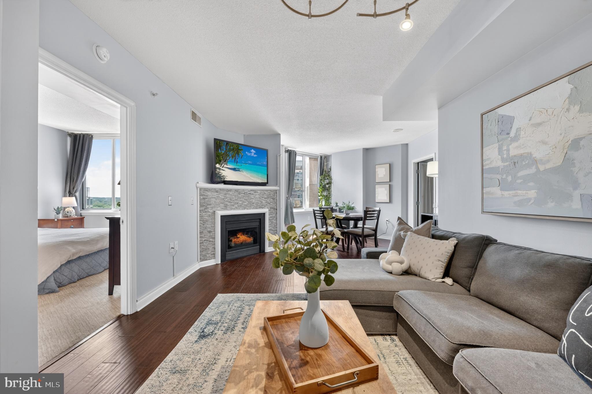 851 N GLEBE ROAD 1301