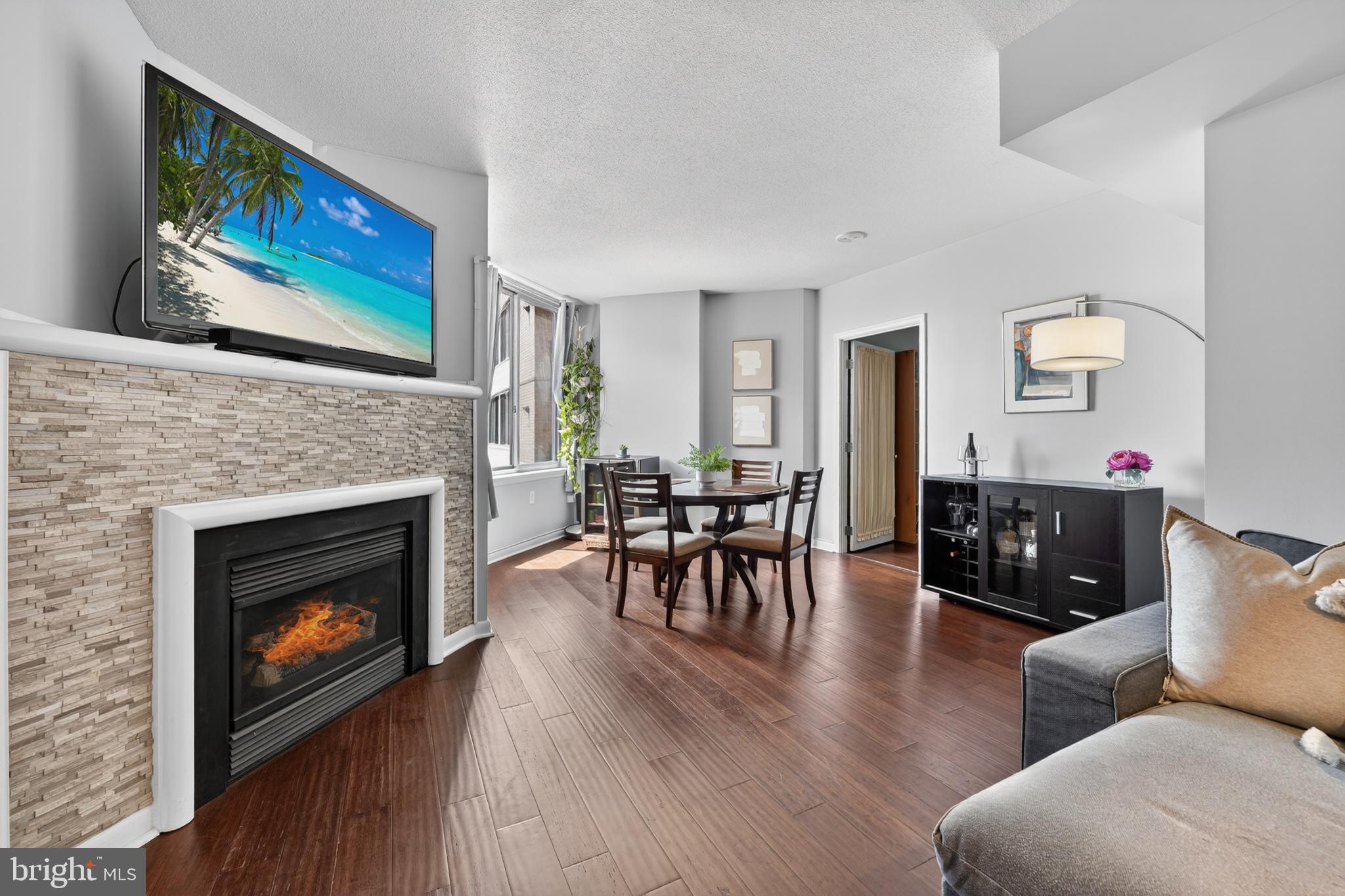 851 N GLEBE ROAD 1301
