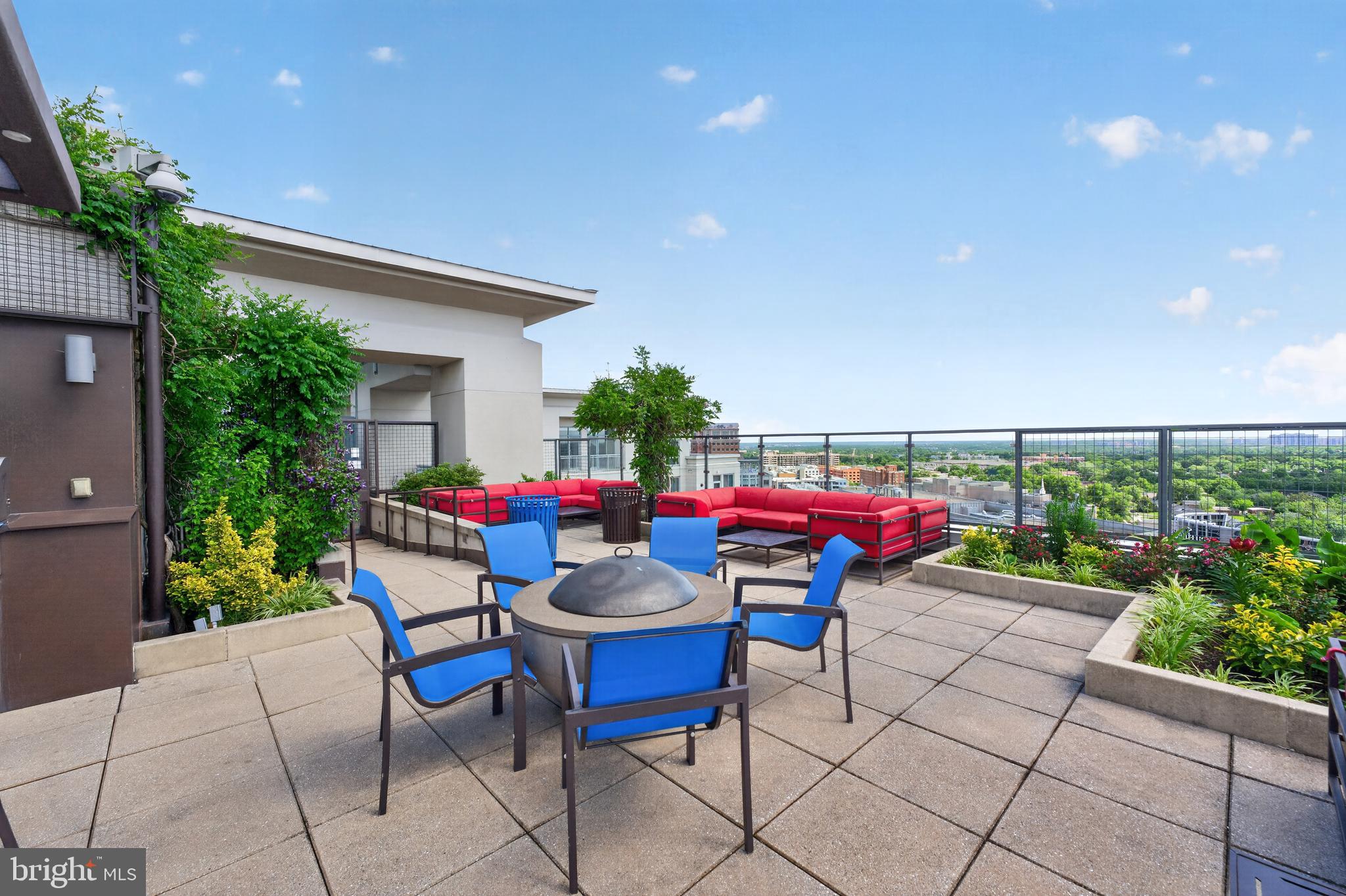 851 N GLEBE ROAD 1301