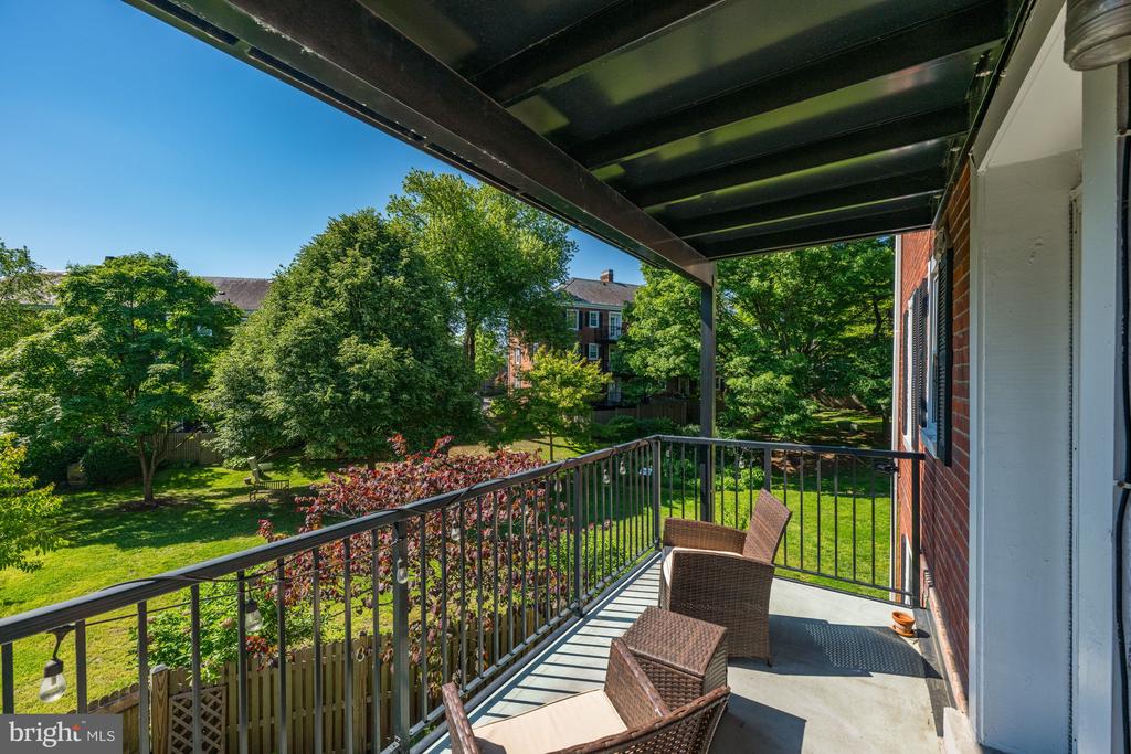 3050 S BUCHANAN STREET Unit: B2