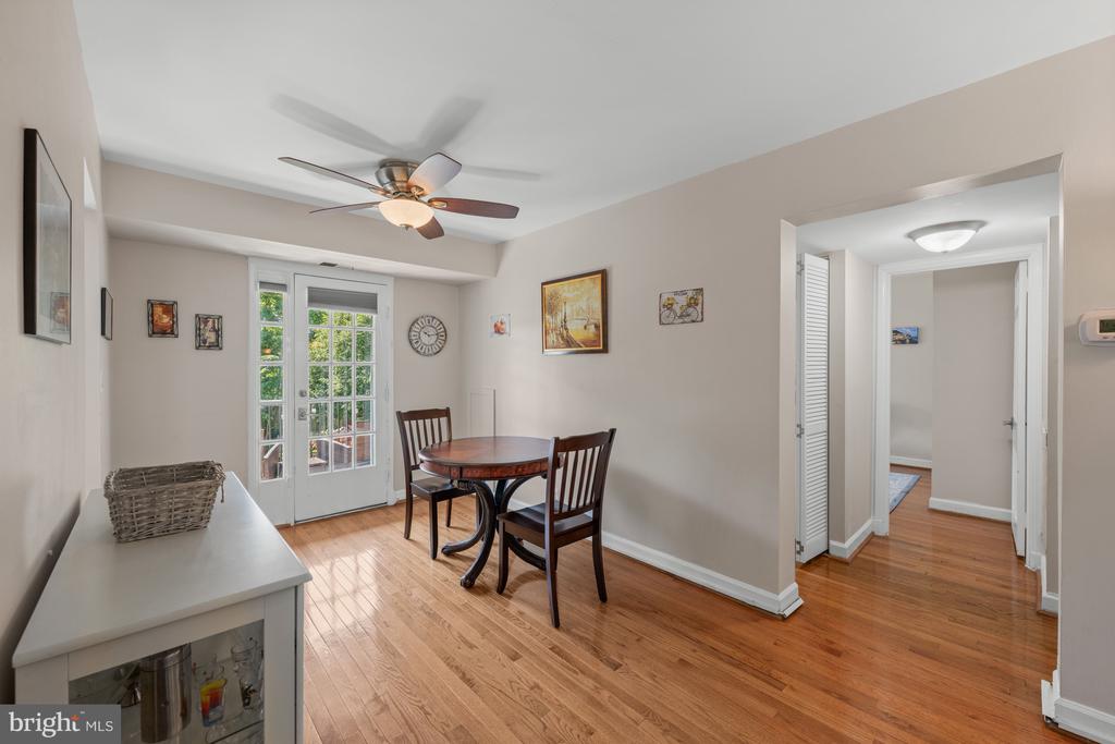 3050 S BUCHANAN STREET Unit: B2