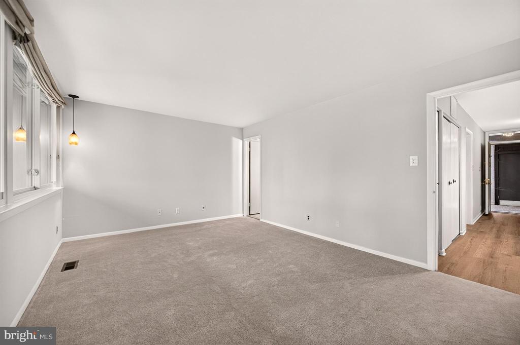 2212 S RANDOLPH STREET Unit: 1