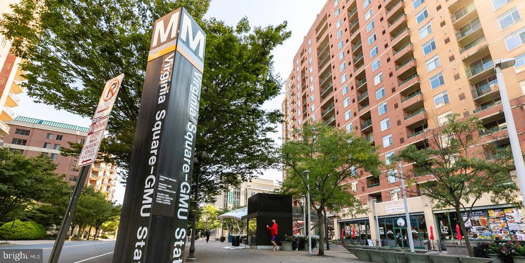 3625 10TH STREET N Unit: 103
