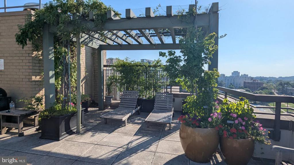 3625 10TH STREET N Unit: 103