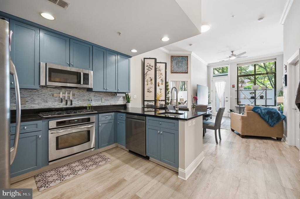 3625 10TH STREET N Unit: 103