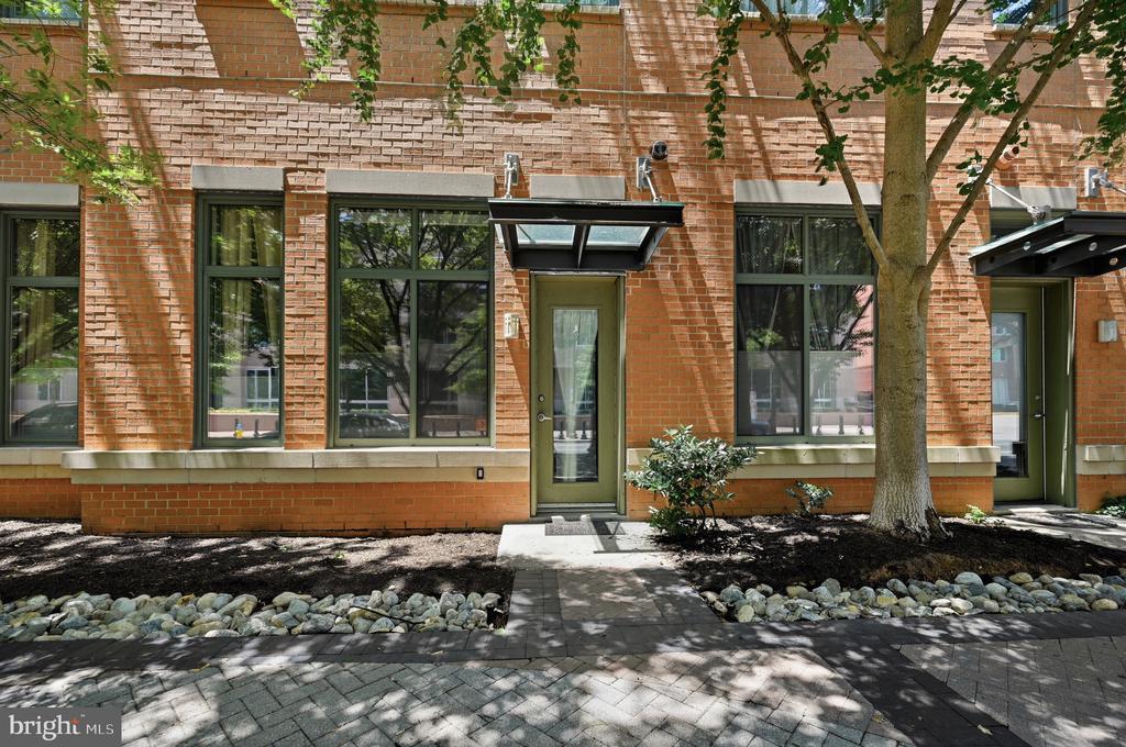 3625 10TH STREET N Unit: 103