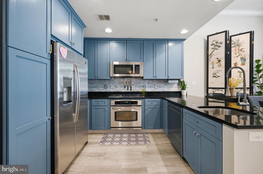 3625 10TH STREET N Unit: 103