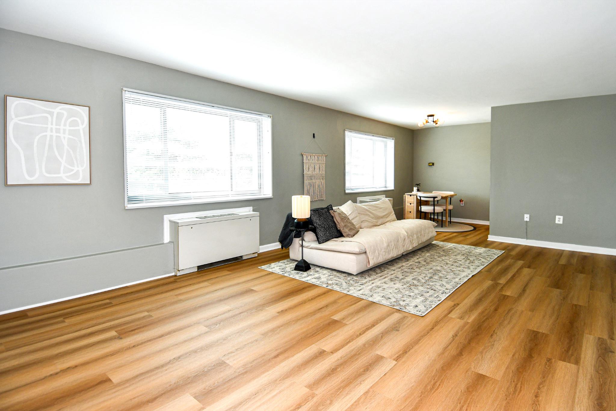 1300 S ARLINGTON RIDGE ROAD Unit: 204