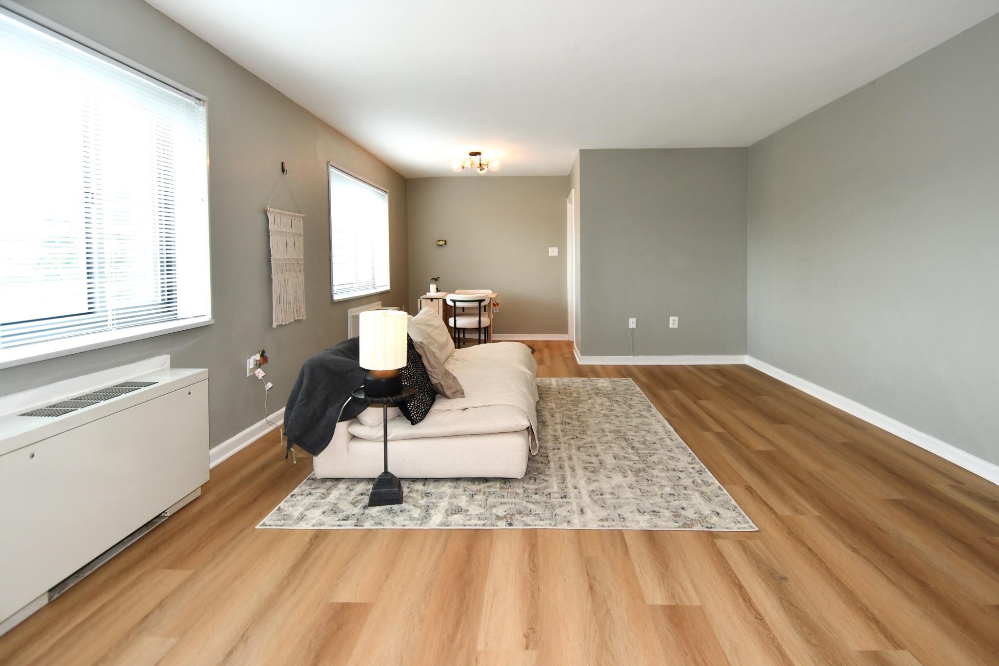 1300 S ARLINGTON RIDGE ROAD Unit: 204