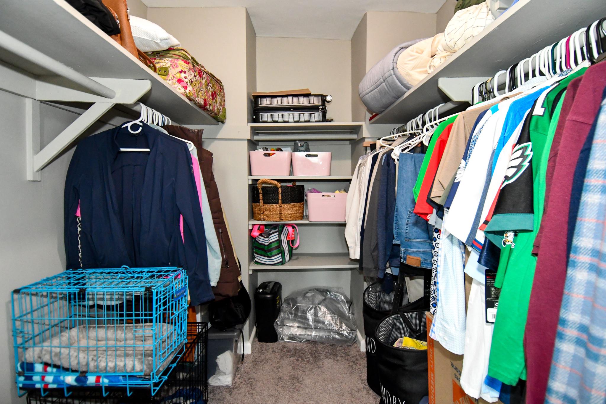 1300 S ARLINGTON RIDGE ROAD Unit: 204