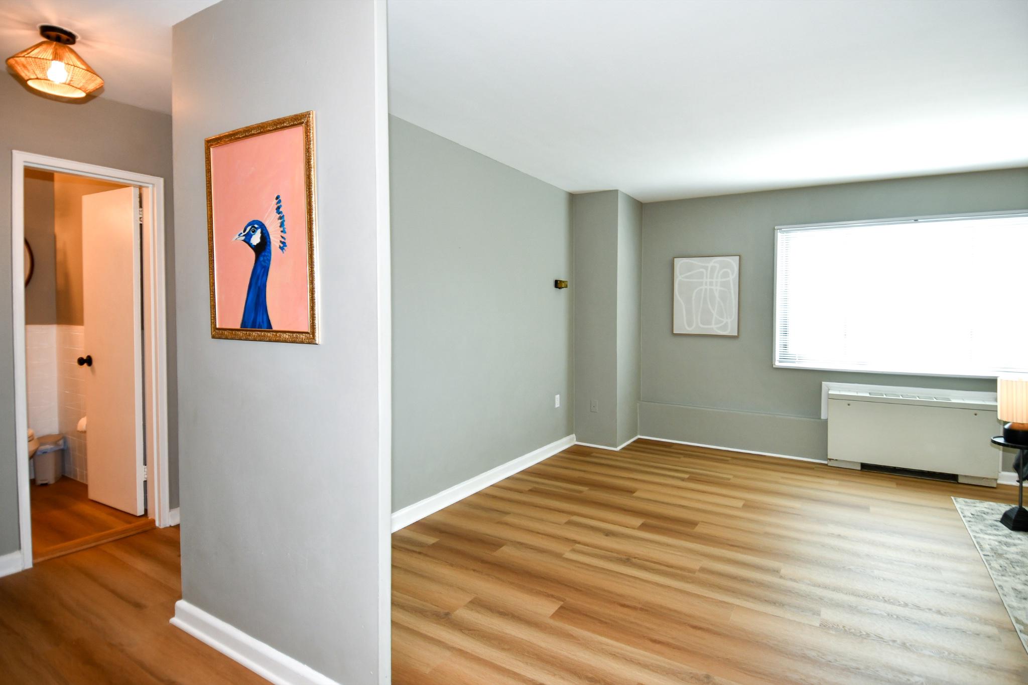 1300 S ARLINGTON RIDGE ROAD Unit: 204