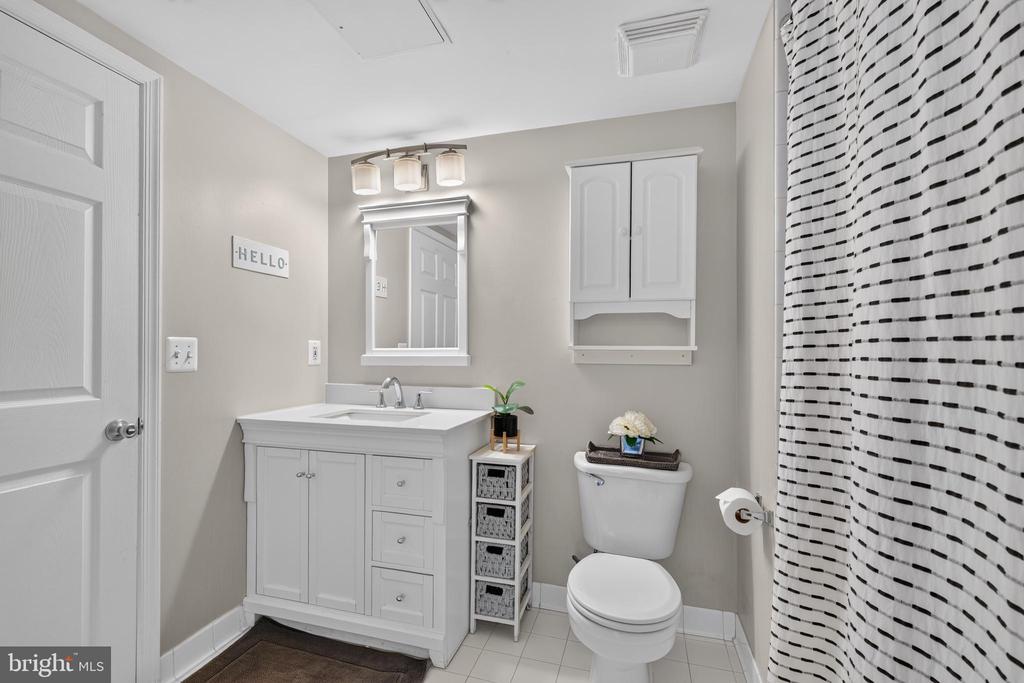 3830 9TH STREET N Unit: 207W