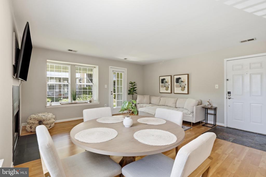 4512 28TH ROAD S Unit: 11-13