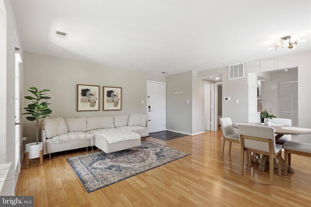 4512 28TH ROAD S Unit: 11-13