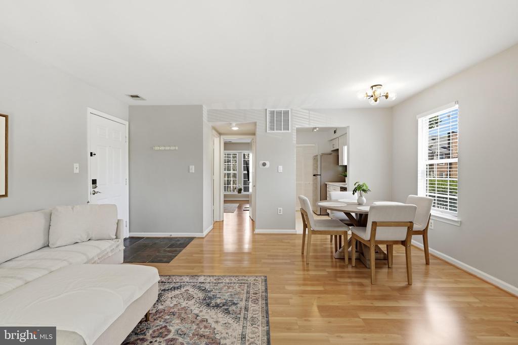 4512 28TH ROAD S Unit: 11-13