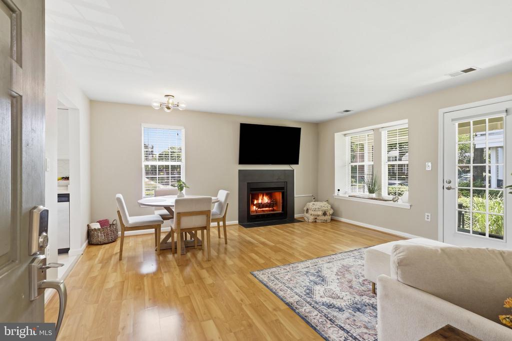 4512 28TH ROAD S Unit: 11-13