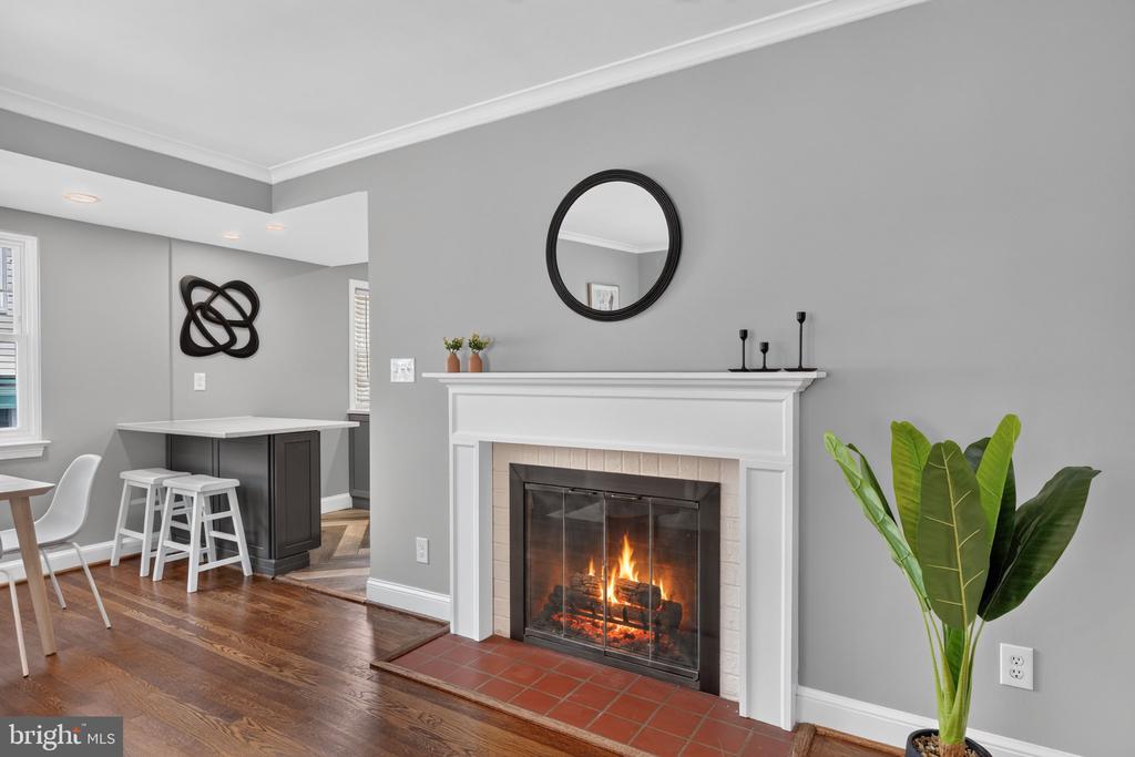2601 MILITARY ROAD