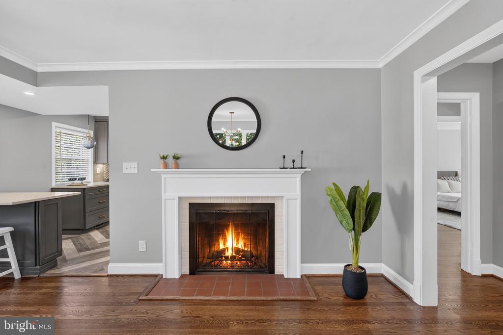2601 MILITARY ROAD