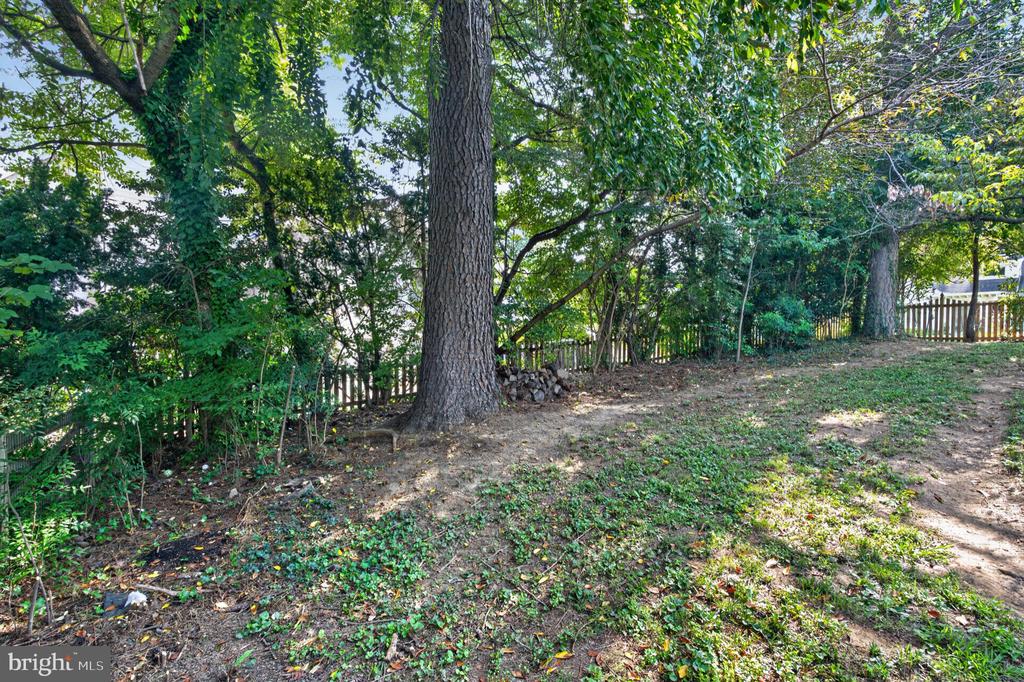 2601 MILITARY ROAD
